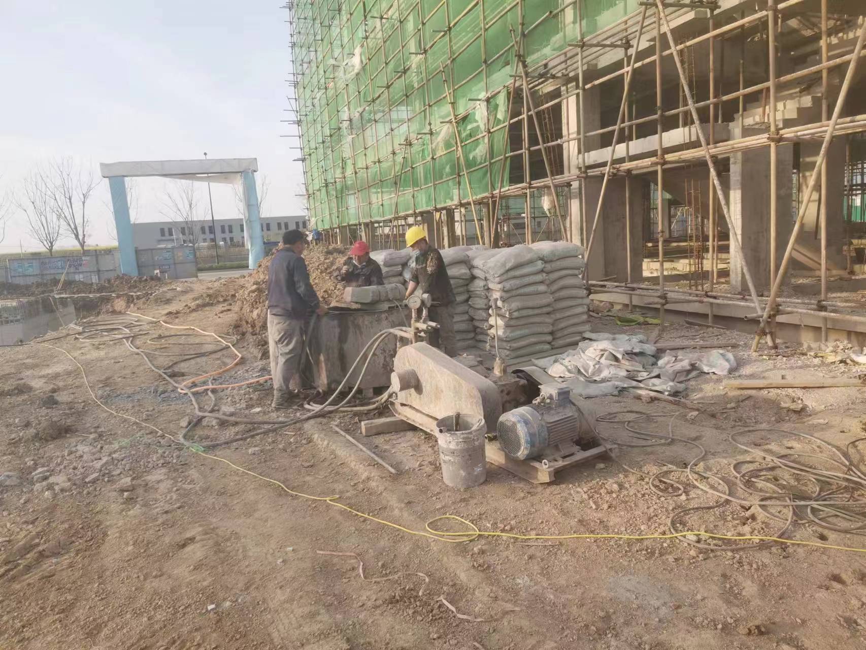 兴庆别墅下沉注浆